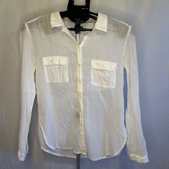 aerie Tops - Aerie Cream Button-Up 100% Cotton Blouse